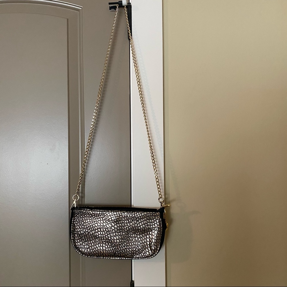 Fiorangelo Black/Gold Leather Crossbody Bag